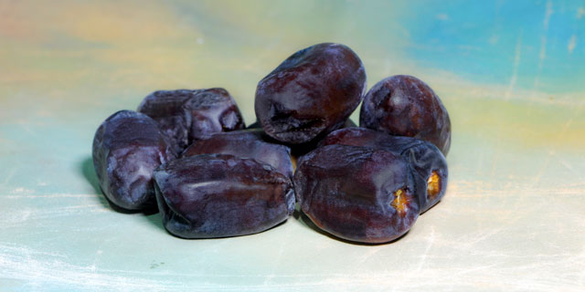 Mozafati Dates